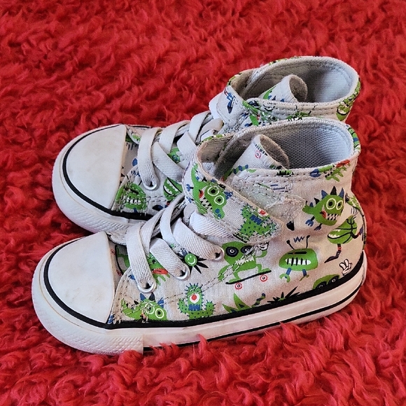 Converse Other - Kids High-Top Sneakers with Fun Print